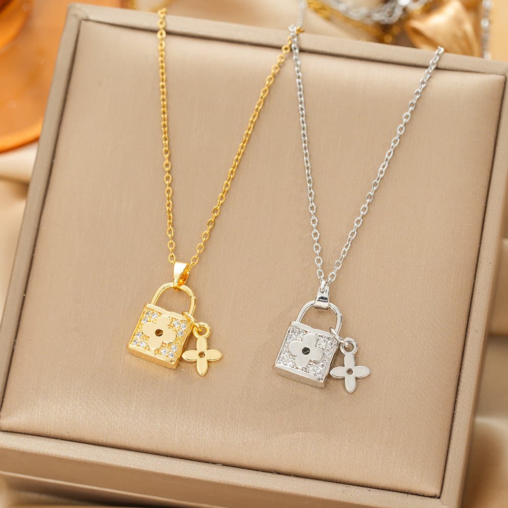 Colar Feminino Elegante de Aço Titânio HT com Pingente Único "Lucky" - Acessório de Moda 4ZX1 GW8K