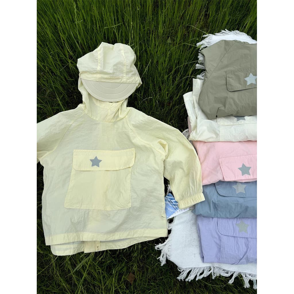 Roupas infantis protetor solar roupas leves respiráveis 2026 verão novo estilo moda meninos meninas estrelas protetor so