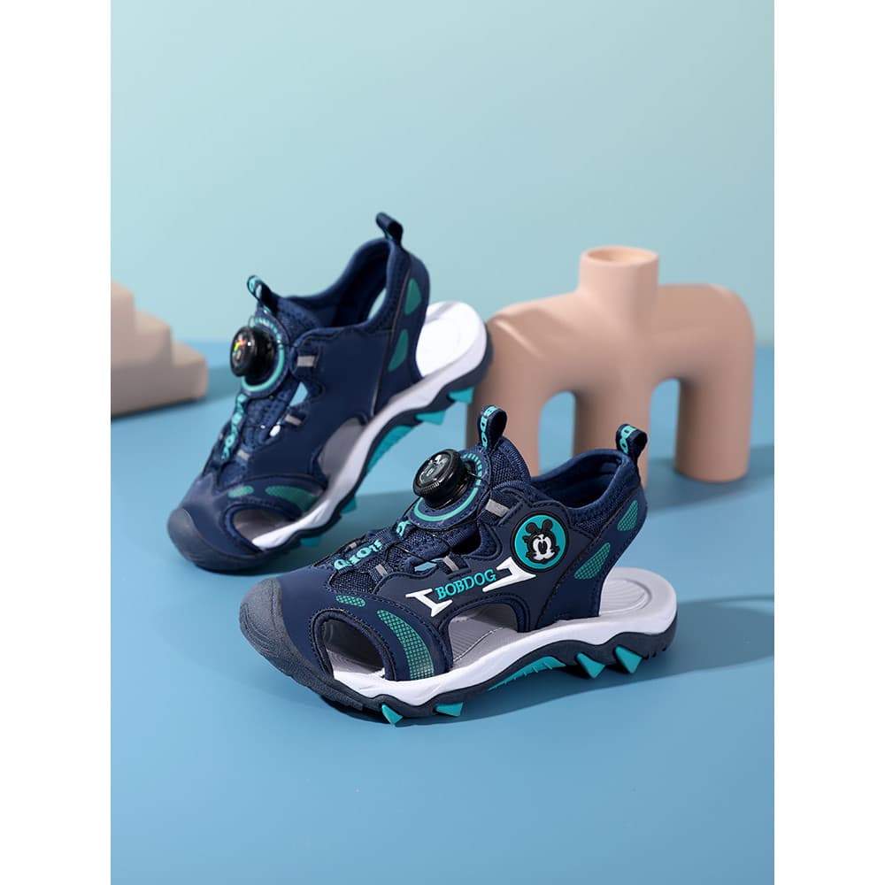 Bobo sapatos infantis meninos sandálias estilo verão 2025 novo estilo Baotou antiderrapante sola macia médio grande meni