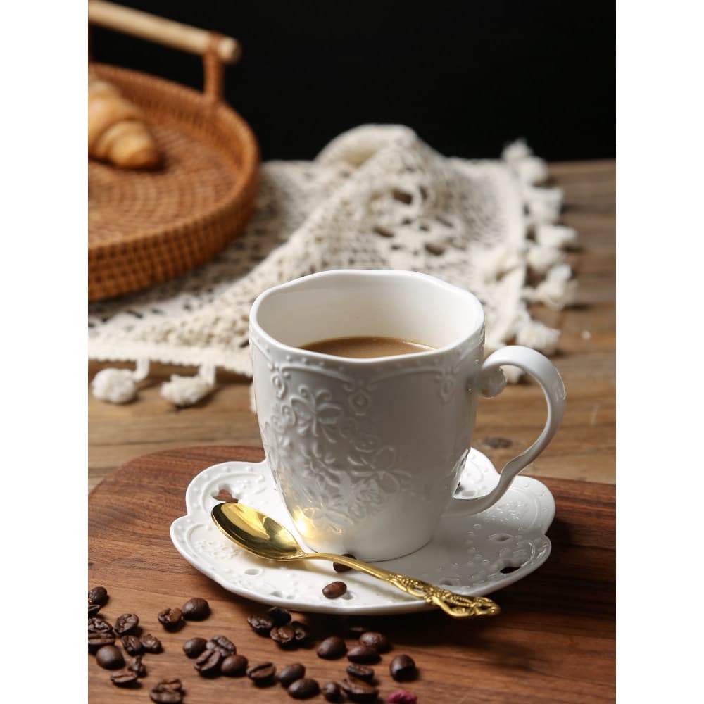 Estilo europeu em relevo renda estilo Pastoral caneca de escritório copo de água xícara de café da tarde pires xícara de
