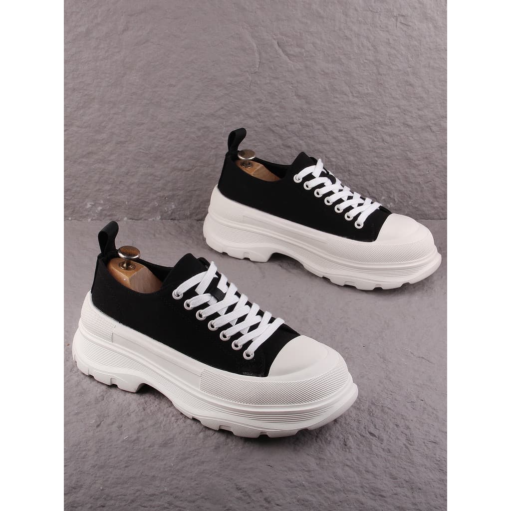 Sapatos masculinos 2026 novo estilo verão Casual respirável tênis de cano baixo de sola grossa papai sapatos da moda sap