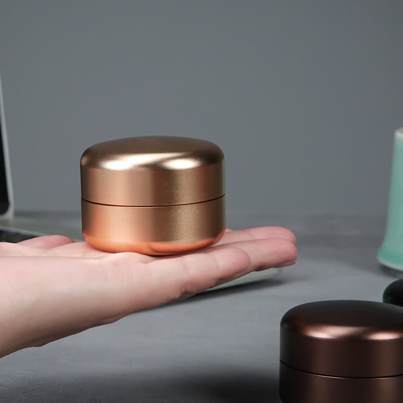 2026 novo estilo criativo Metal pode portátil Mini tamanho pequeno lata de chá presente caixa de presente de chá lata de