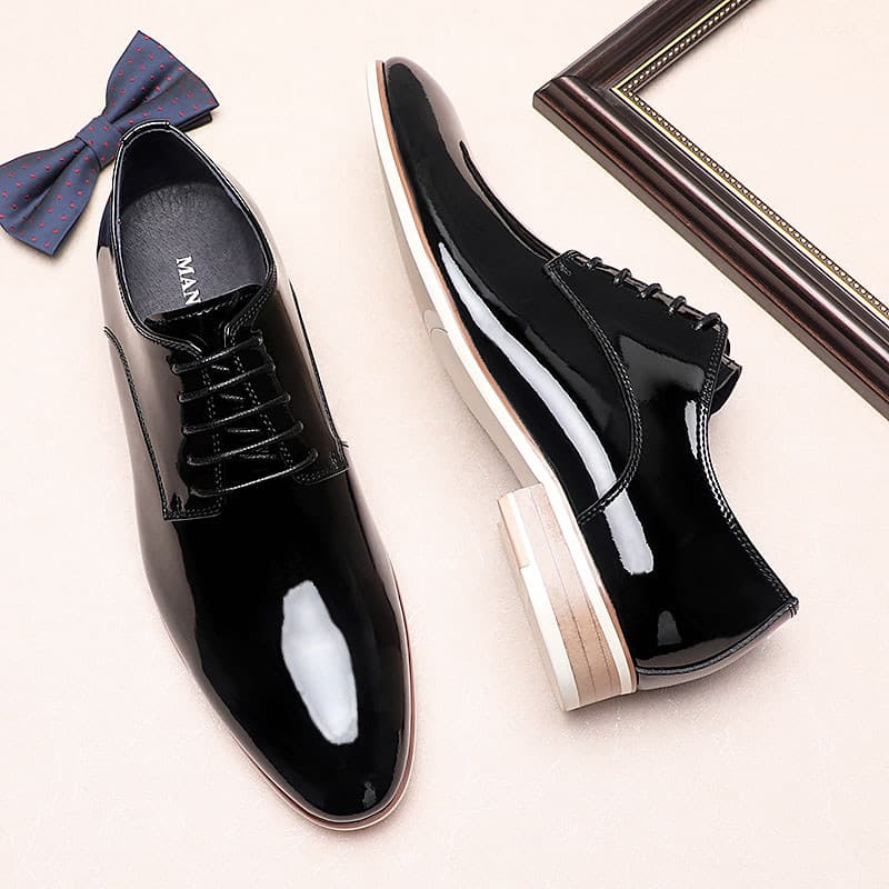 2021 novo estilo na moda masculino negócios Formal Wear couro patente sapatos de casamento britânico Derby sapatos casua