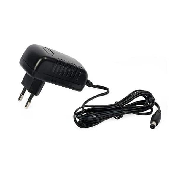 FONTE DE ALIMENTACAO 12V 2A COM ENTRADA P4 TW 0212 FP TWG