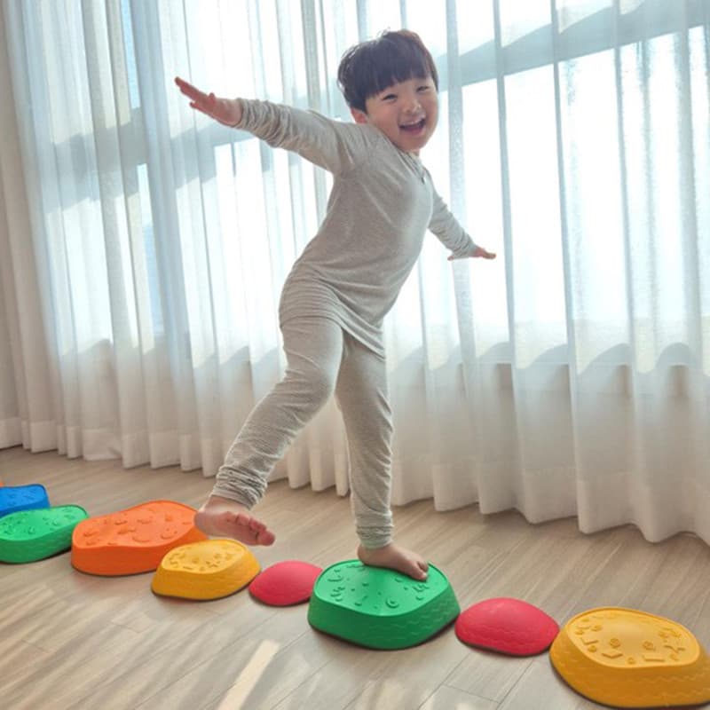 Rainbow Crossing the River Stone Balance Board Equipamento de treinamento de integração de sentido Consumo interno Brinq