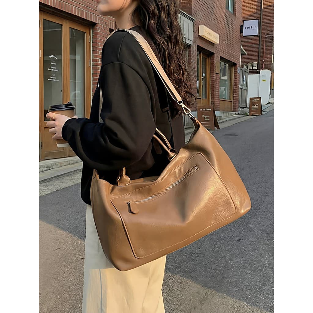 Retro cera de óleo couro grande capacidade saco de viagem feminino Commuter portátil saco do mensageiro de viagem de cur