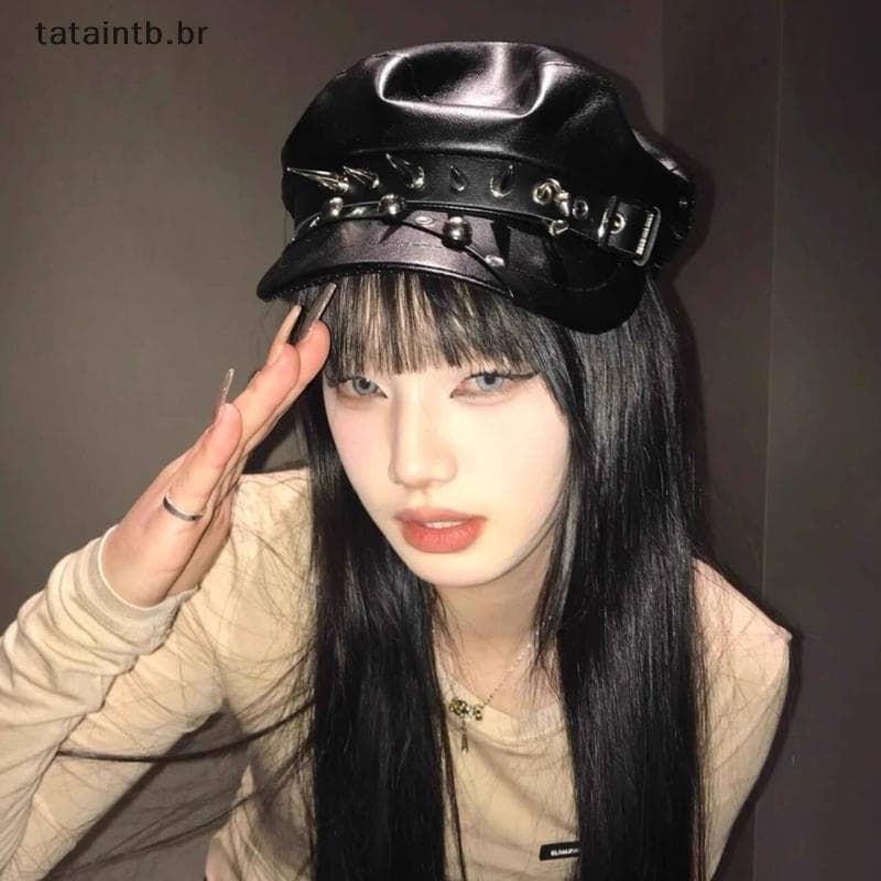 [TaTa] Boina Rebite Vintage Harajuku Y2K Menina Gótica Lolita Bla Couro Rosto Escuro Revelando Top Plano Bonés BR