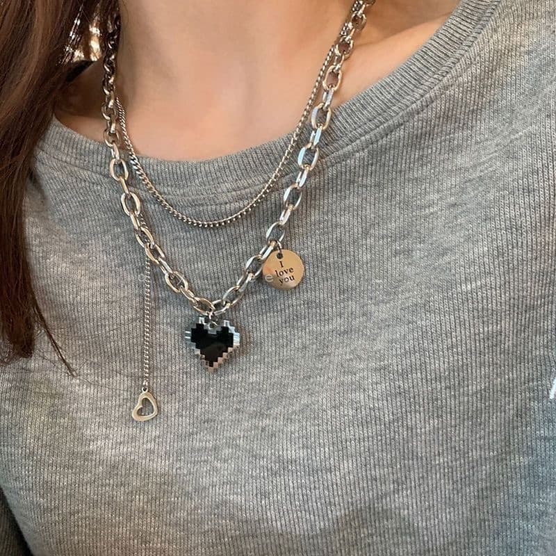 Colar de amor de aço de titânio feminino doce legal quente menina High-End empilhamento camisola corrente não-desbotamen