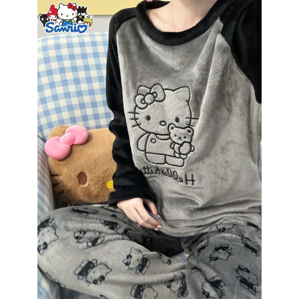 Conjunto de Pijama de Flanela com Estampa da Hello Kitty da Sanrio, com Capuz, Mangas Longas Raglan e Calças