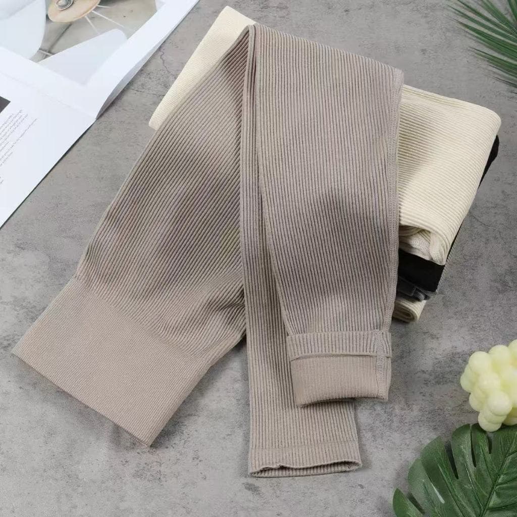 Calça Legging Push Up Canelada de Cintura Alta Sem Costura para Academia Feminina Esportiva sem Costura