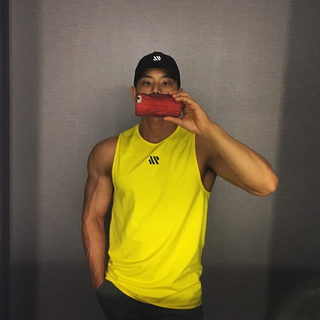 Músculo Fitness sem mangas colete masculino de secagem rápida esportes verão fino-ajuste Street Wear camiseta irmão cão