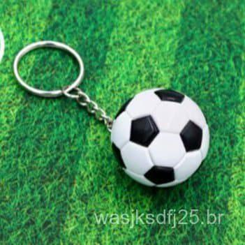 Kit com 12/24/36 Chaveiros Bola de Futebol Tradicional Borracha Lembrancinha Fãs Futebol Copa