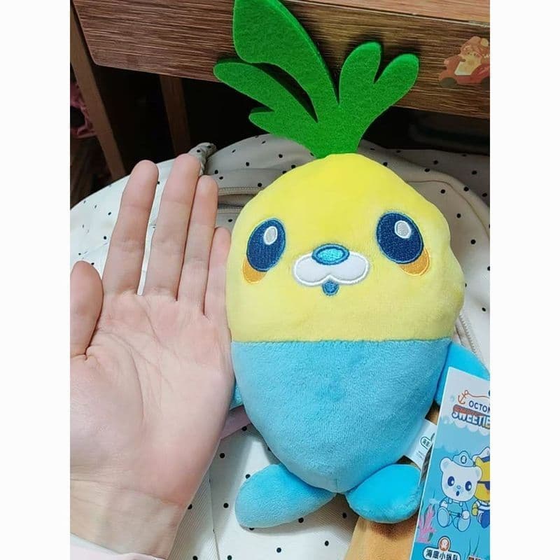 Submarino pequena coluna boneca versão animada brinquedo de pelúcia tamanho pequeno boneca crianças presente aniversário