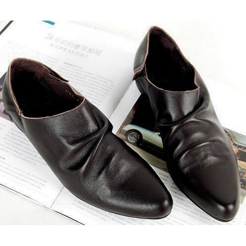 2023 novo estilo tendência da moda sapatos masculinos britânicos couro genuíno macio plissado apontou Toe sapatos de cou