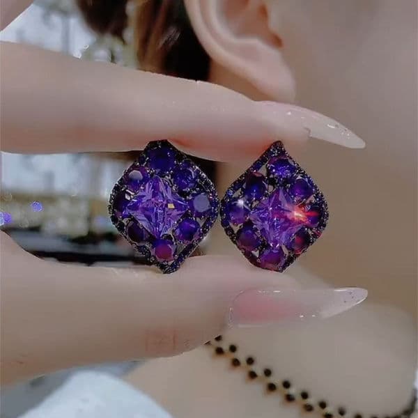 | kit brinco aço inoxidável | 【cartelas de brincos feminino】 ✣Retro roxo piscando diamante diamante pequenos brincos fem