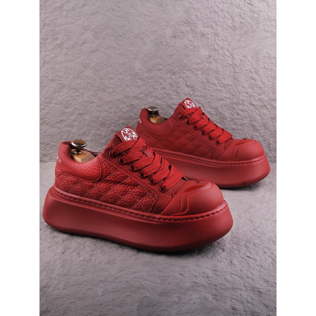 Sapatos masculinos 2026 novo estilo verão sola grossa aumentada Casual papai sapatos All-Match na moda sapatos esportivo