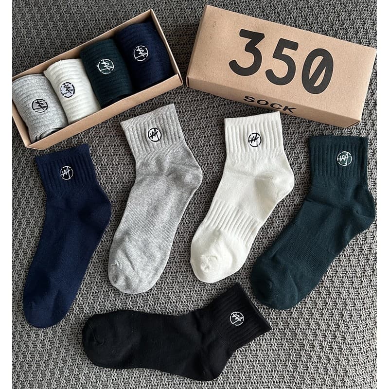 Street Wear Meias de basquete de corte médio Meias curtas masculinas Tubo médio Meias de algodão de verão Meias curtas m