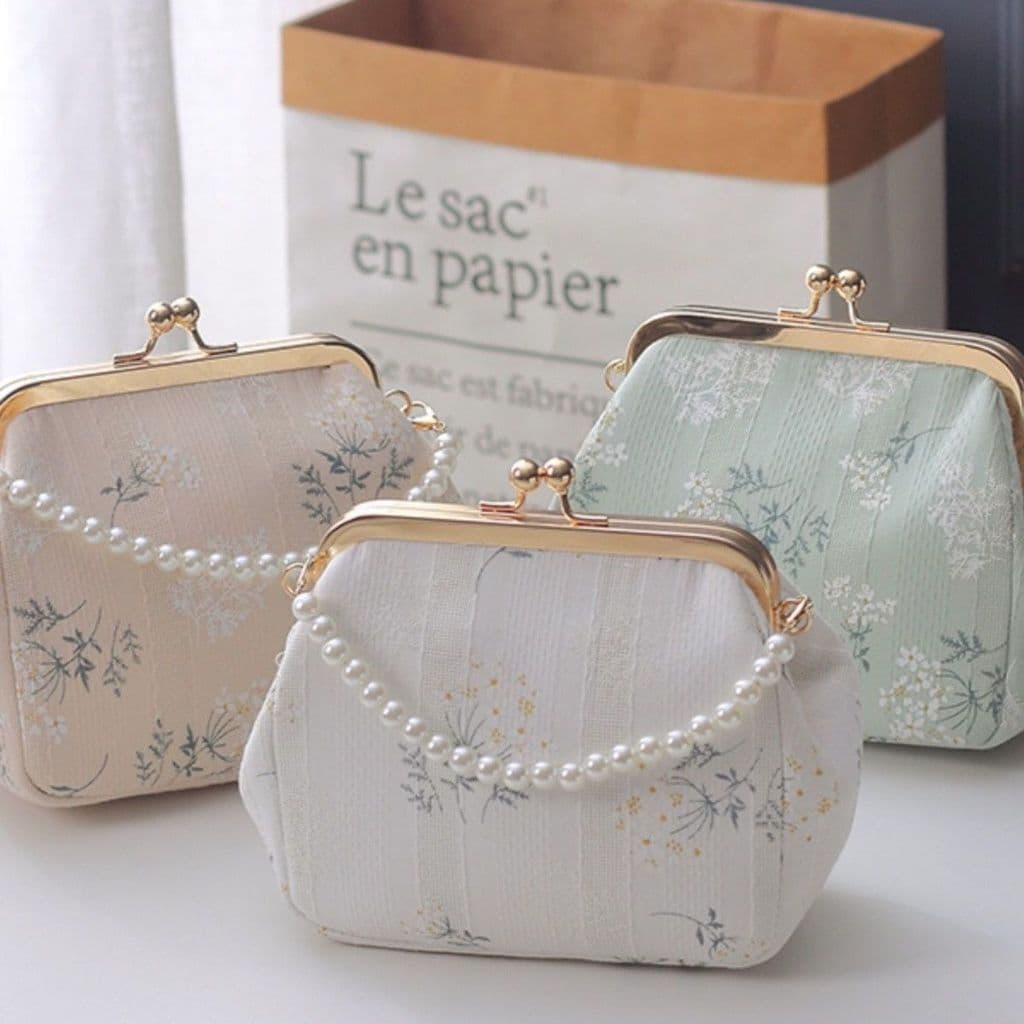 Bolsa transversal de estilo chinês retrô com estrutura de metal, adequada para usar com cheongsam, nova bolsa de mão de