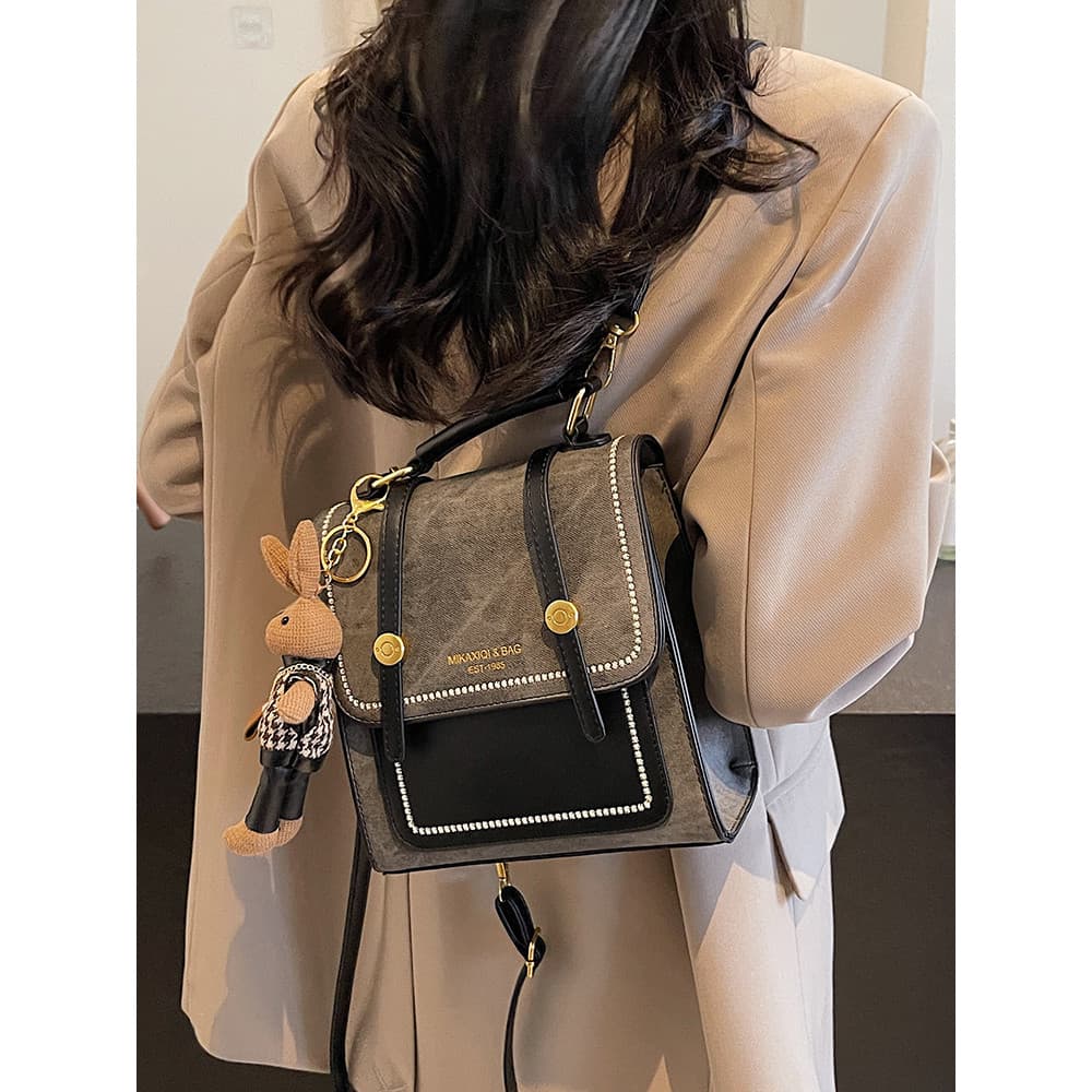 Mochila feminina moda nicho Design portátil versão coreana Casual mochila rua na moda estudante leve mochila de viagem