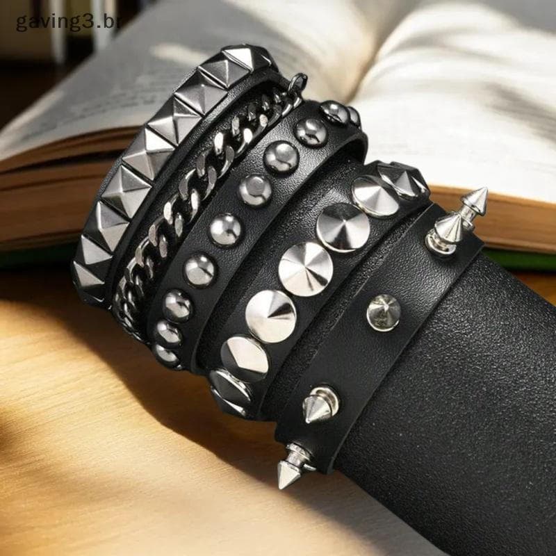 [GAVBR] Um conjunto de pulseiras punk para homens e mulheres, estilo gótico, cravejadas, de couro, hip-hop, para festas,