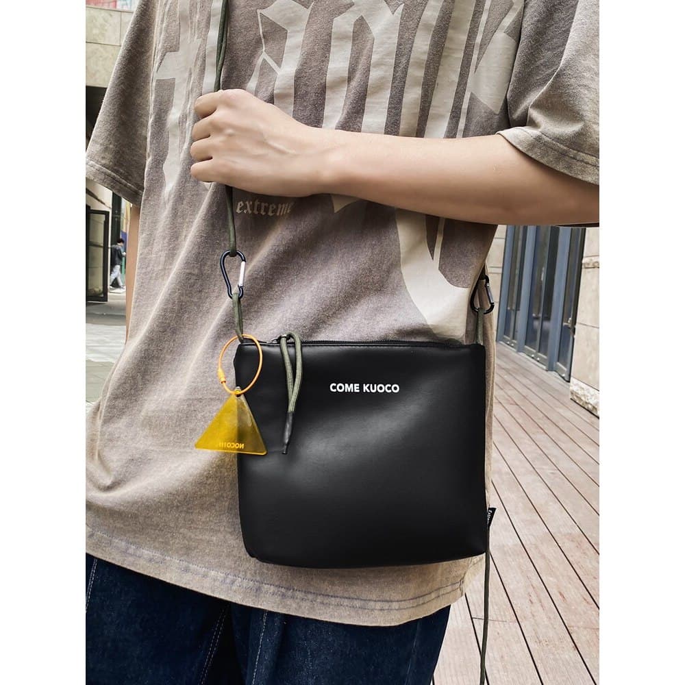 Homens Street Wear Commuter saco do mensageiro Casual carta impressão Vertical bolsa de ombro único All-Match pequeno qu