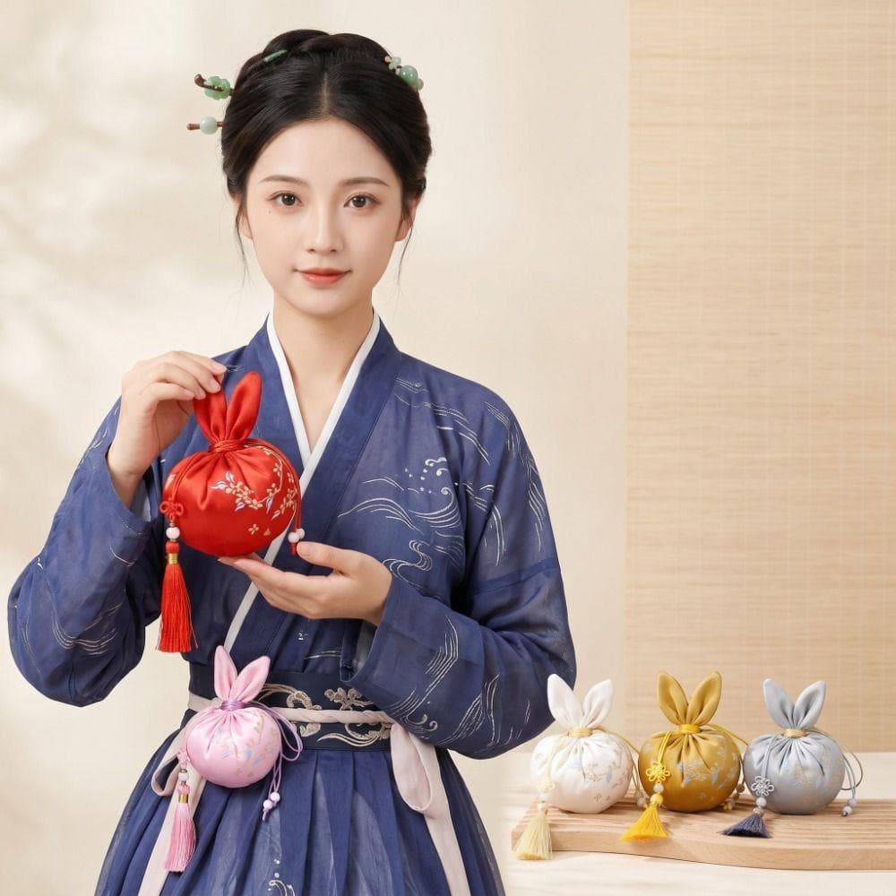 Saco da sorte estilo chinês, saco da sorte artesanal com coelho auspicioso para o Festival do Meio Outono, embalagem.