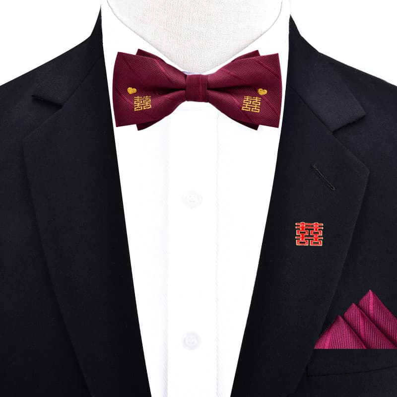 Noivo vermelho masculino casamento palavra feliz gravata borboleta lenço quadrado broche conjunto de três peças arco bol