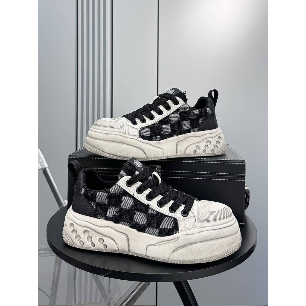 Sapatos masculinos retrô desgastados 2026 novo estilo Super quente de sola grossa sapatos de dedo grande masculino Stree