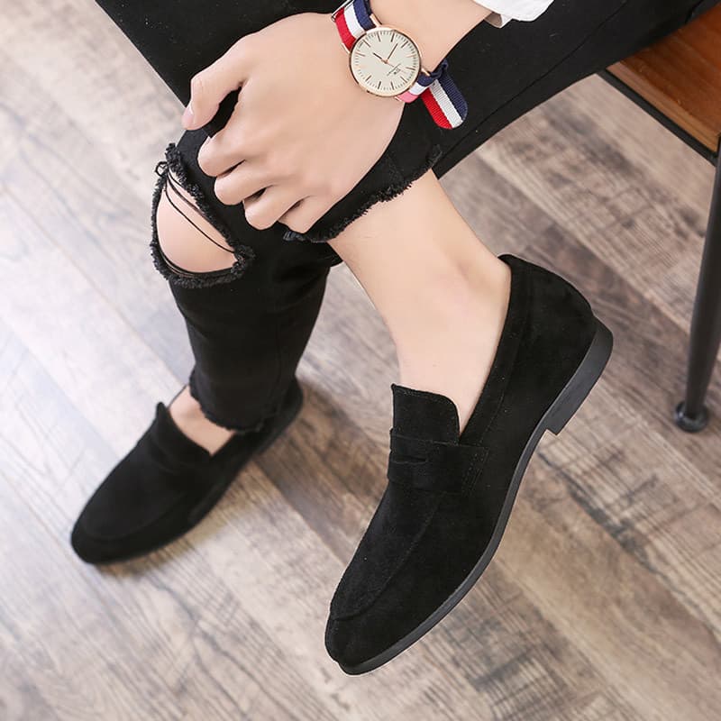 Mocassins versão coreana na moda Casual pequenos sapatos de couro masculino deslizamento-On preguiçoso All-Match couro a