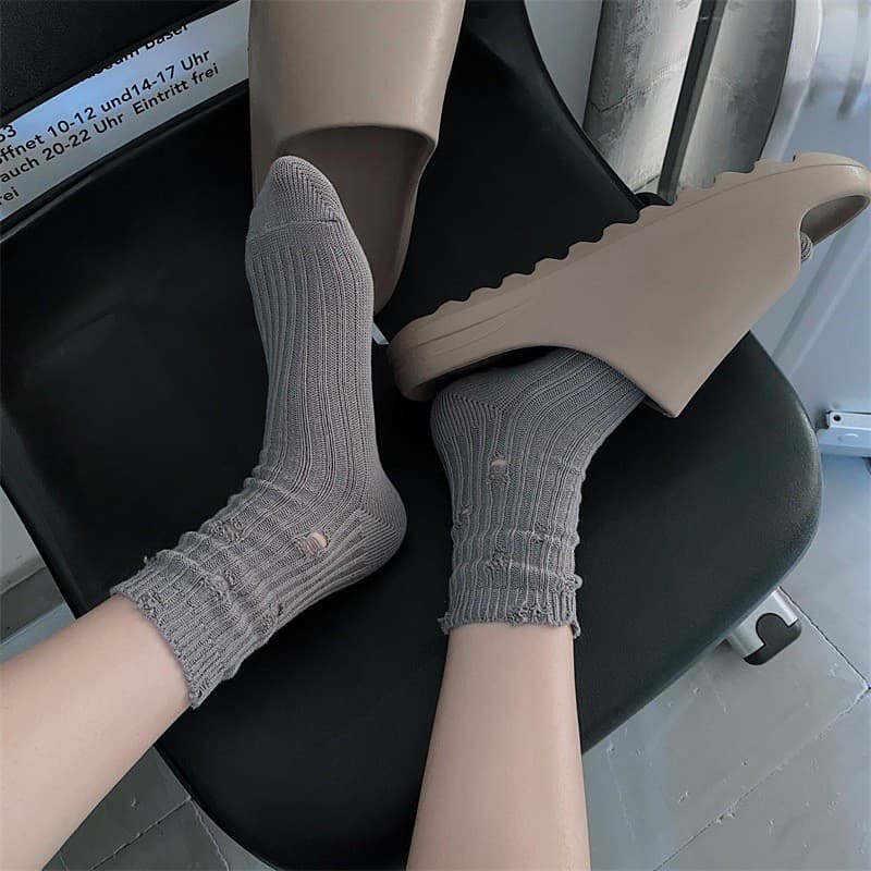 Retro rasgado meias femininas ins na moda meias influenciador mendigo preto meados de tubo pilha meias longas moda Popul