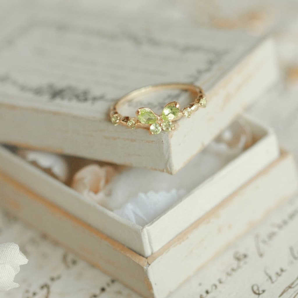 Mini peridoto pequeno anel de orelha luxo luz borboleta chuva Studs agulha prata fresco Natural amor requintado colar 10