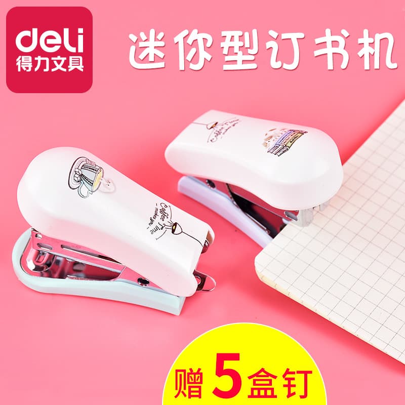 Deli Grampeador de tamanho pequeno Grampeador portátil para estudantes Mini desenho animado Cute Girl Heart Grampeador P