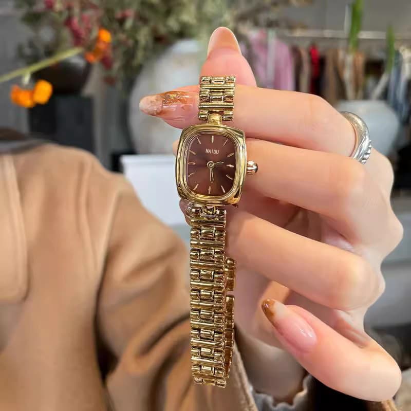 relogio feminino pequeno relogio feminino luxo 2026 novo estilo senhoras relógio feminino famosa marca High-End nicho De