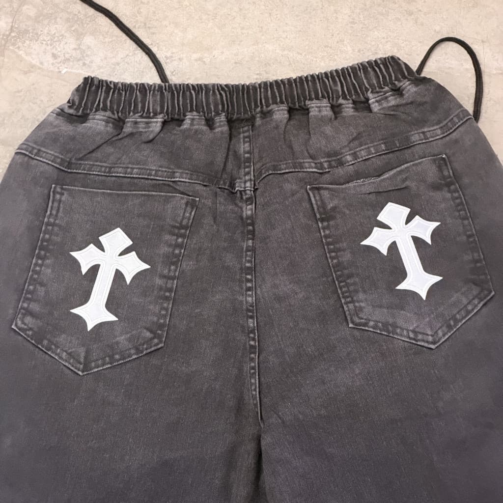 Calça Cargo Jeans Masculina Streetwear Preto Estonado Com Cruz
