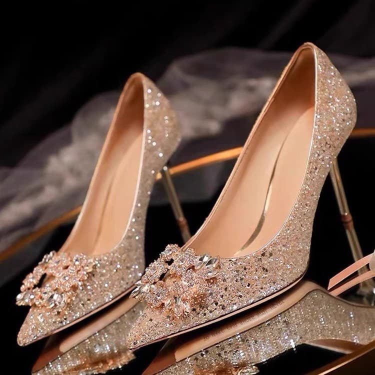 Sapatos de noiva, vestido de noiva estilo Xiuhe, sapatos de cristal de dupla função, sapatos de noiva com toque sofistic