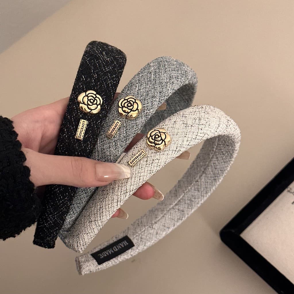 [Estoque pronto] Linda sensação de alta qualidade ~ Retro Camélia Fio de ouro Esponja Tiara Top de caveira alta Estilo c