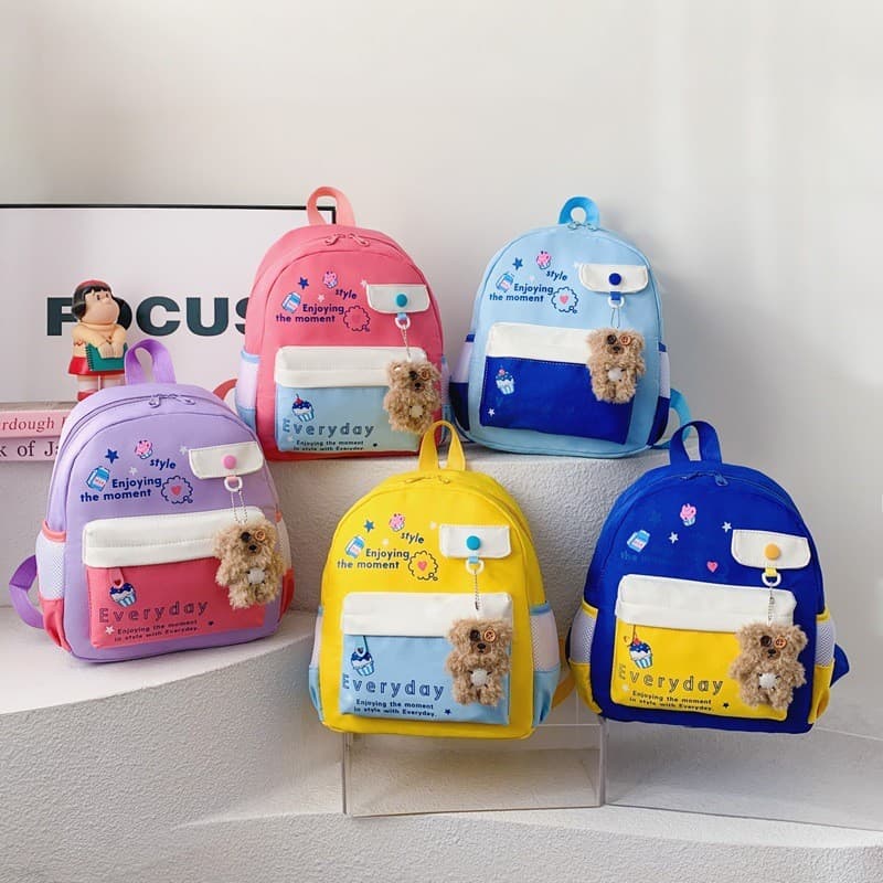 Nova mochila infantil fofa, leve e versátil, mochila de duas alças com design em cores contrastantes para meninos e meni