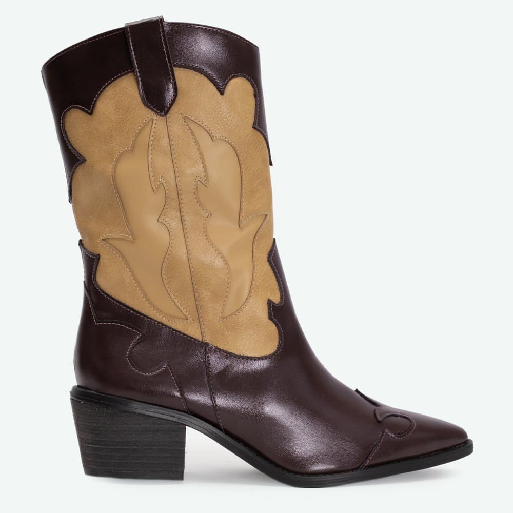 Bota western mia cano canelado salto baixo elegante