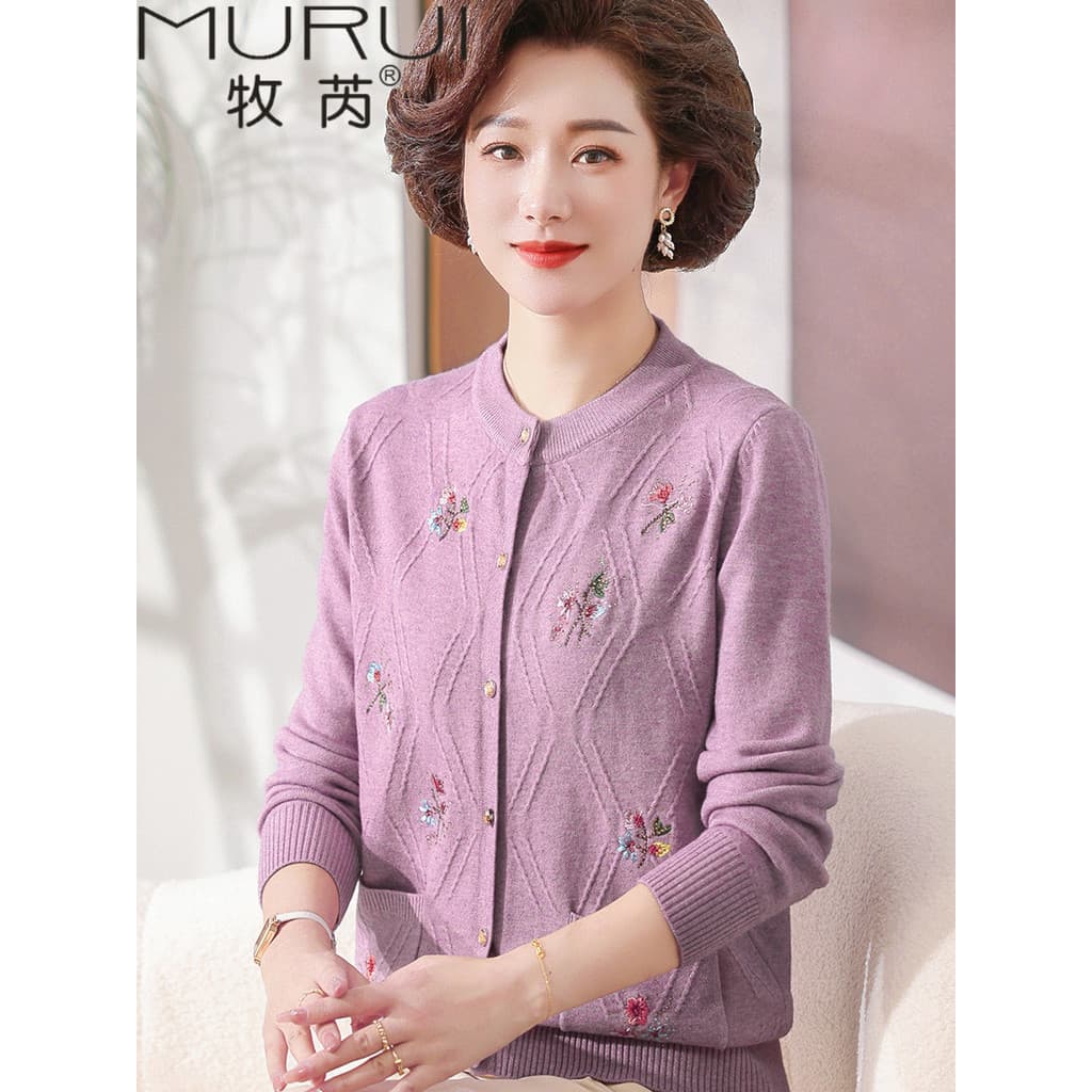 K jaqueta de malha feminina início do outono novo estilo roupas femininas 2026 mãe bordado exterior Cardigan estilo fino