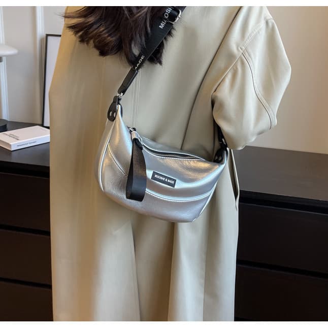 Bolsa Feminina em Forma de Dumpling, Bestseller de Nicho, Sensação de Luxo e Alta Qualidade, Bolsa Transversal e de Ombr