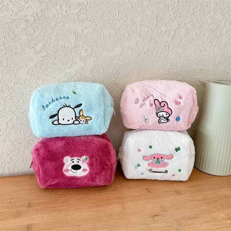 Estojo de Lápis de Pelúcia Sanrio, Bolsa de Maquiagem Fofa My Melody Cinnamoroll, Bolsa de Armazenamento Macia e Felpuda