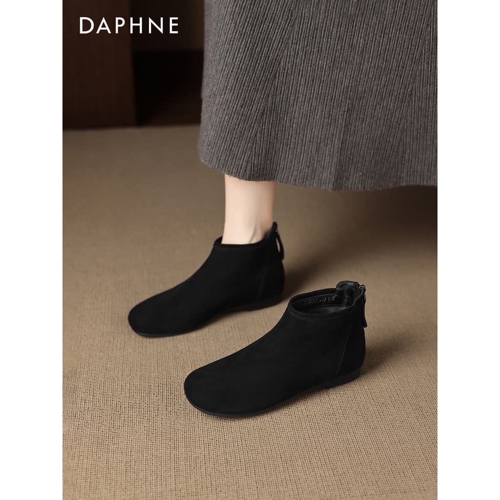 Daphne botas curtas pretas femininas primavera 2026 novo estilo de couro genuíno botas finas planas Martin botas estilo
