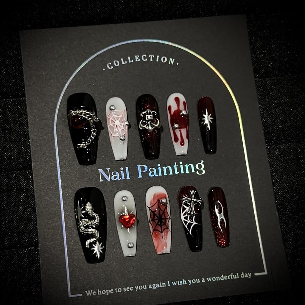 Peças de nail art artesanais de alta qualidade, pintadas à mão em estilo sombrio, com apliques de unhas postiças removív