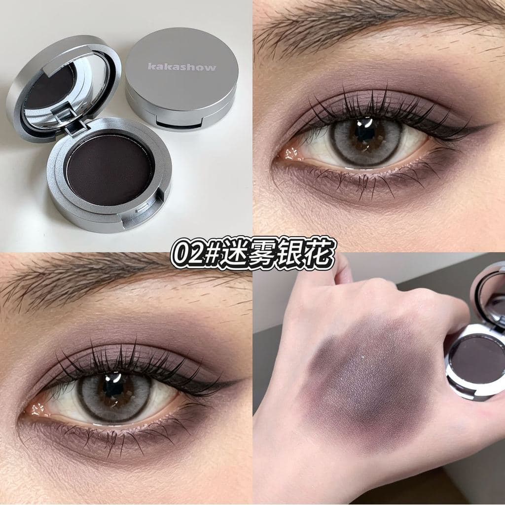 Sombra de olhos monocromática Kakashow com brilho suave, fácil de aplicar, iluminadora e de longa duração.