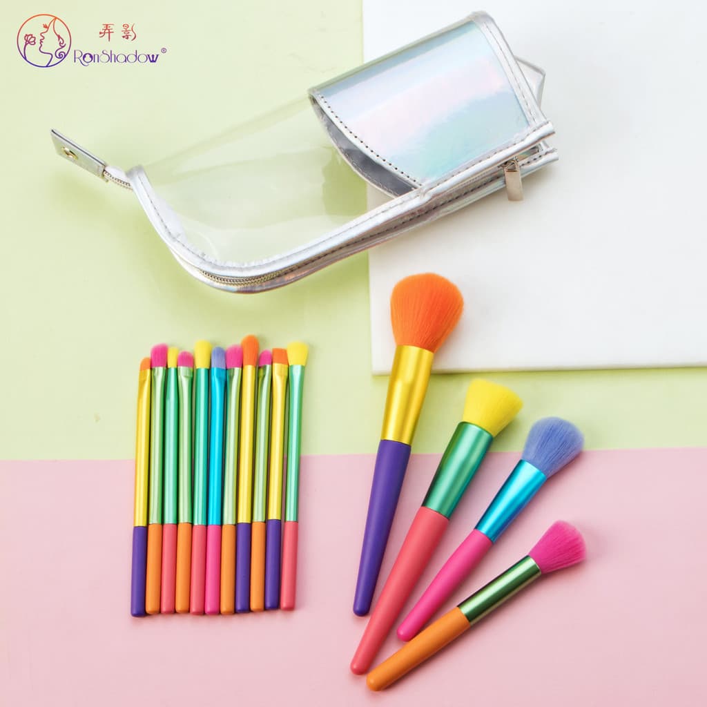Dongying novo produto 15 conjunto de pincéis de maquiagem pincel de maquiagem pincel de pó solto pincel de base pincel d