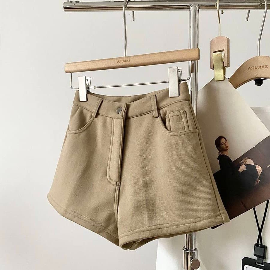 Shorts calças quentes femininas versão coreana cáqui exterior usar shorts retos fino-ajuste meninas quentes novo estilo