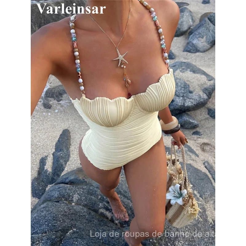 Maiô feminino de uma peça com contas coloridas e detalhes enrugados, corte alto na perna, monokini, modelo V8301.