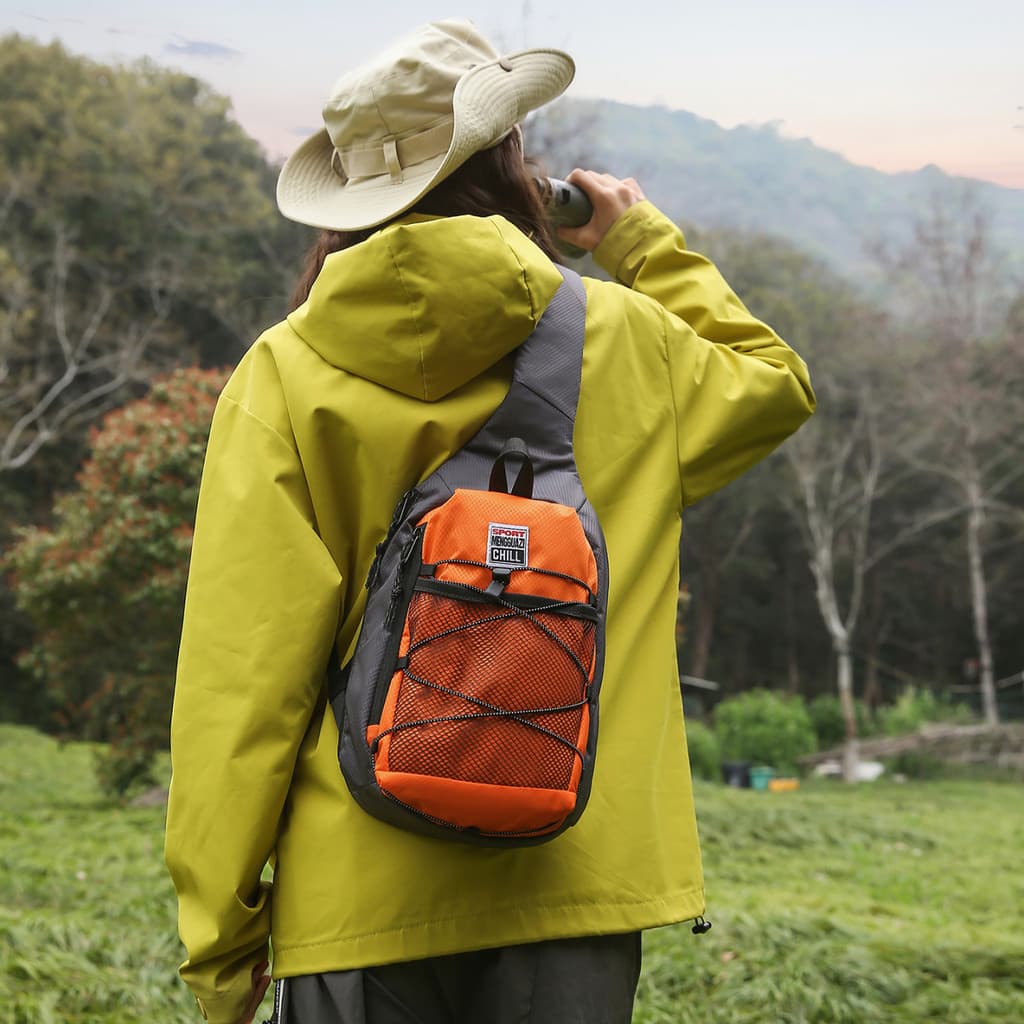 Nova bolsa de peito com blocos de cor, leve e única, bolsa de ombro para viagens, bolsa de peito estilo floresta para at