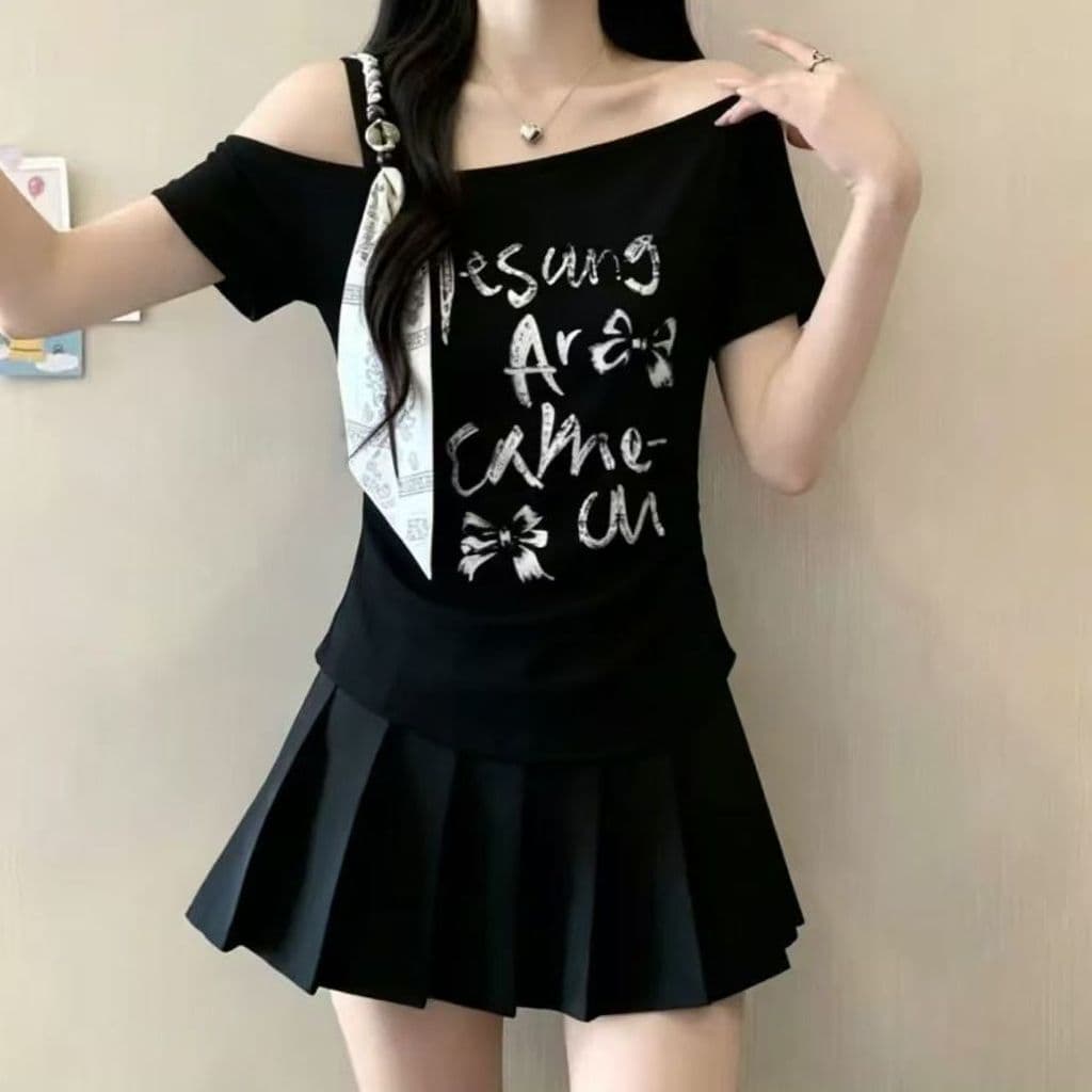 Novo estilo High-End quente menina Plus Size feminino verão ombro oblíquo carta impressão cintura estreita puro desejo e