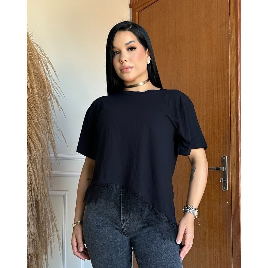 Blusa Feminina Assimétrica Com Renda Tshirt Básica Casual